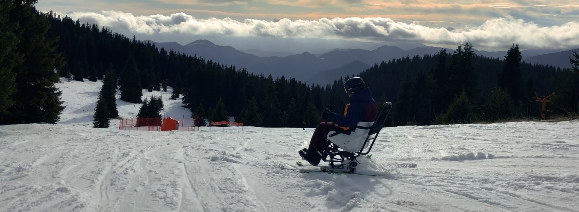 Cover. Ski chair.
